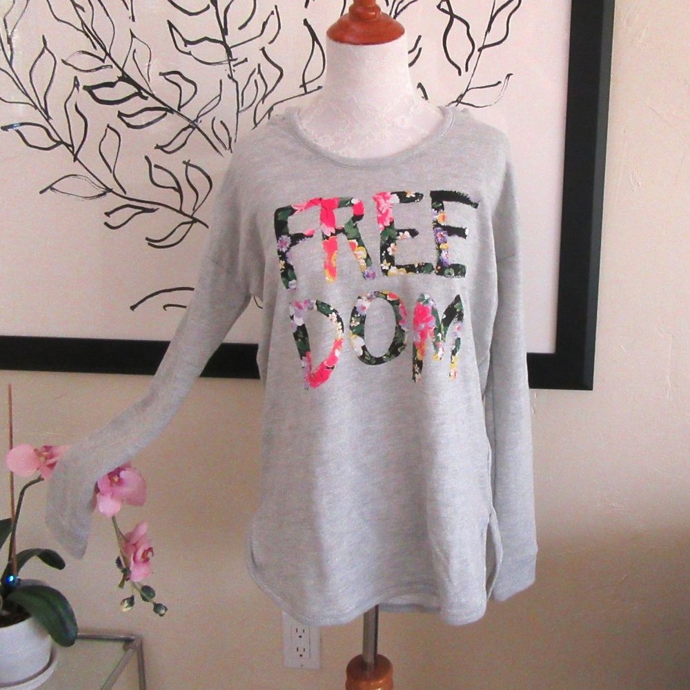 AEROPOSTALE Heather gray FREEDOM hoodie hi low hem size Medium - NEW